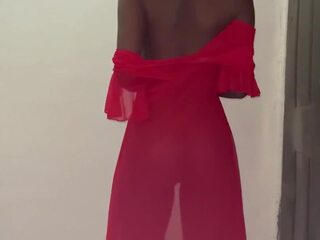 Adembenemend jong dame in rood lingerie doet striptease: gratis x nominale video- 2c | xhamster