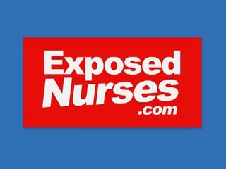 Ausgesetzt krankenschwestern: inviting rotschopf krankenschwester im latex uniform wird fies