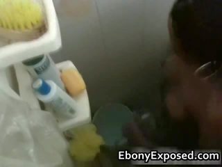 Elita nastolatka kochanie nabierający za prysznic ukryty kamera